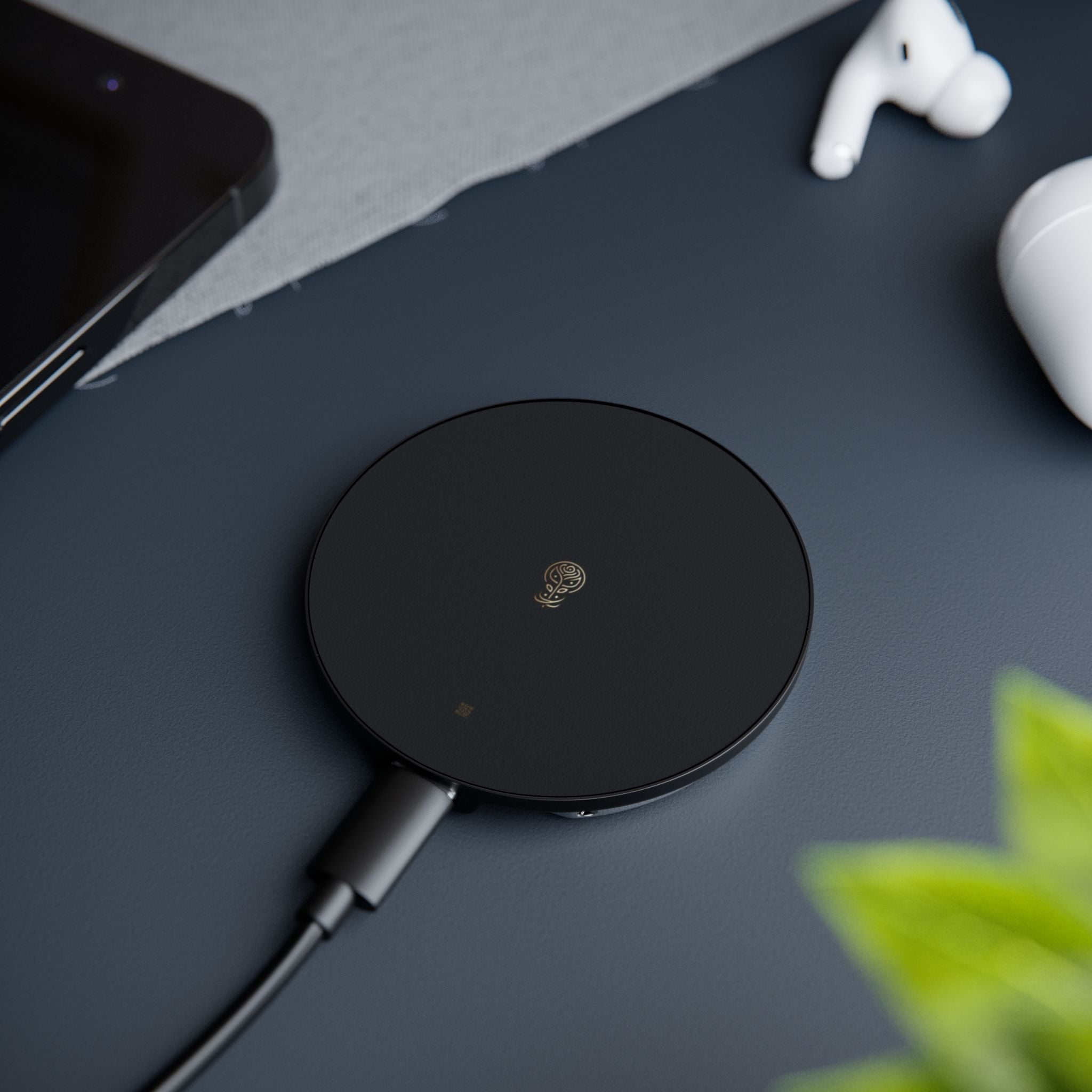 Magnetic Induction Charger Jet Black Elegance